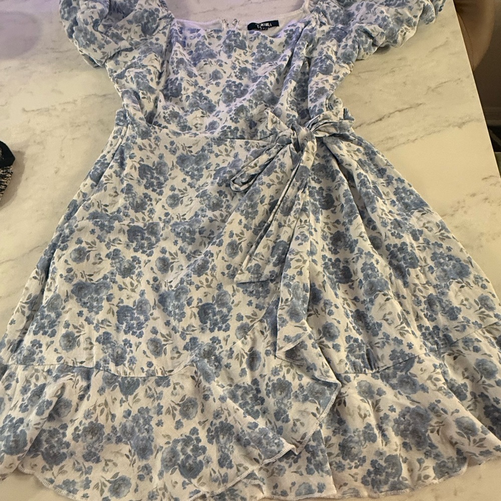 Trixxi Blue Floral print Tie-Waist Dress - Picture 2 of 8